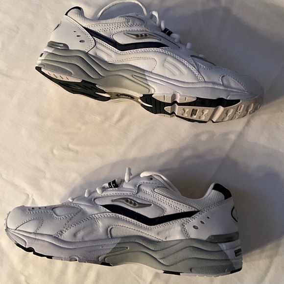 NIB SAUCONY Grid Motion 4 Leather Sneakers Size 10 White/Navy - Picture 6 of 13